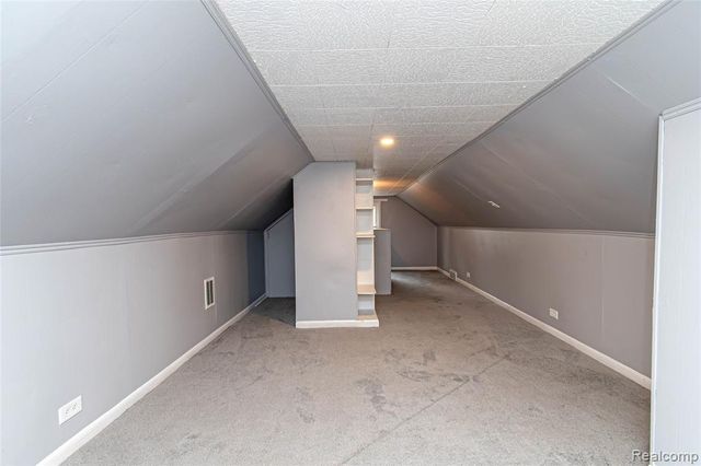 18068 Asbury Park, Detroit, MI 48235