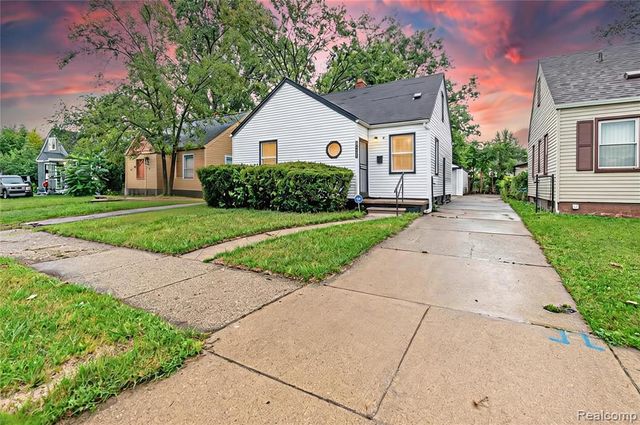 18068 Asbury Park, Detroit, MI 48235
