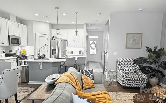 14013 Castle Nook Drive, Charlotte, NC 28273