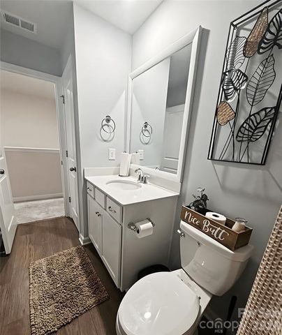 14013 Castle Nook Drive, Charlotte, NC 28273