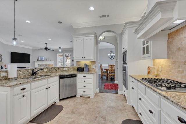 737 Silver Lake Drive, Keller, TX 76248