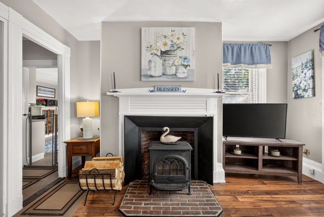 20 Liberty Street, Sandwich, MA 02563