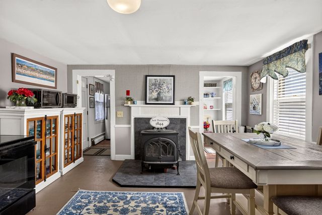 20 Liberty Street, Sandwich, MA 02563