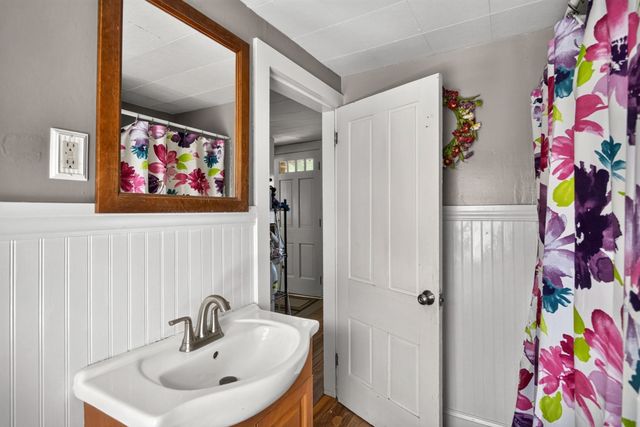 20 Liberty Street, Sandwich, MA 02563