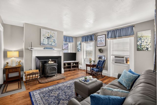 20 Liberty Street, Sandwich, MA 02563
