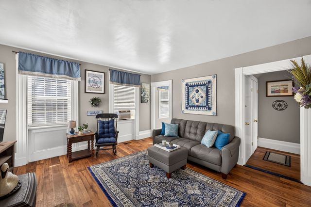 20 Liberty Street, Sandwich, MA 02563
