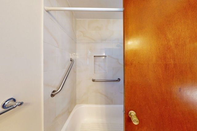 61 Fawndale Rd, Boston, MA 02131