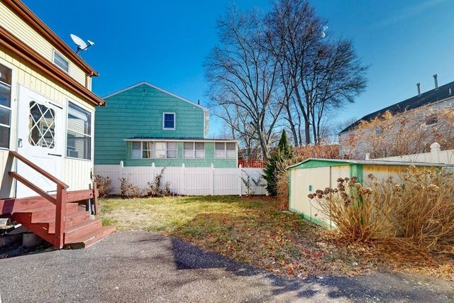 61 Fawndale Rd, Boston, MA 02131