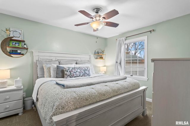 3223 WEST Street, Springfield, IL 62707