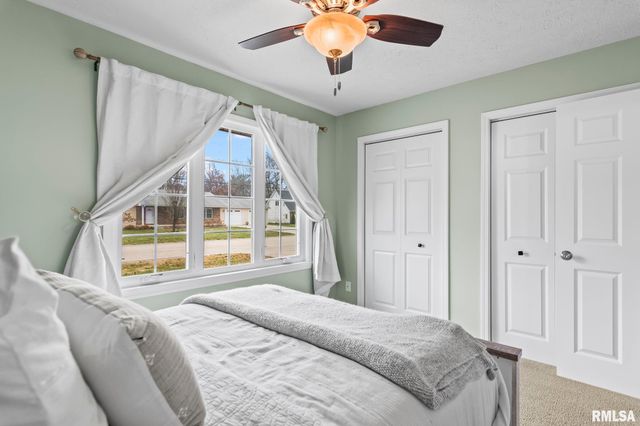 3223 WEST Street, Springfield, IL 62707