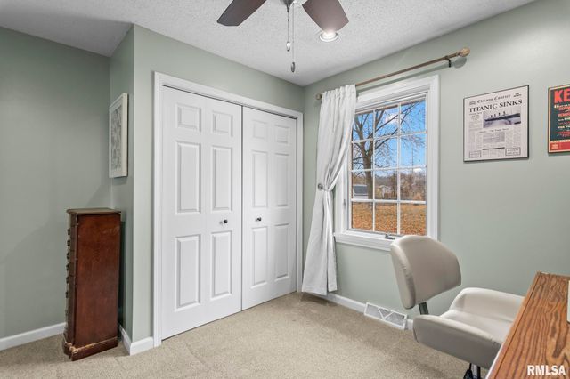 3223 WEST Street, Springfield, IL 62707