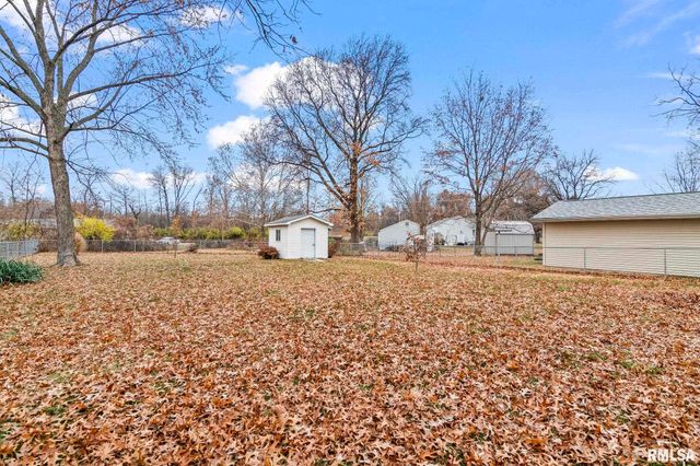 3223 WEST Street, Springfield, IL 62707