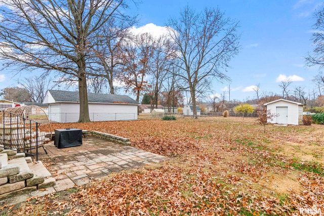 3223 WEST Street, Springfield, IL 62707