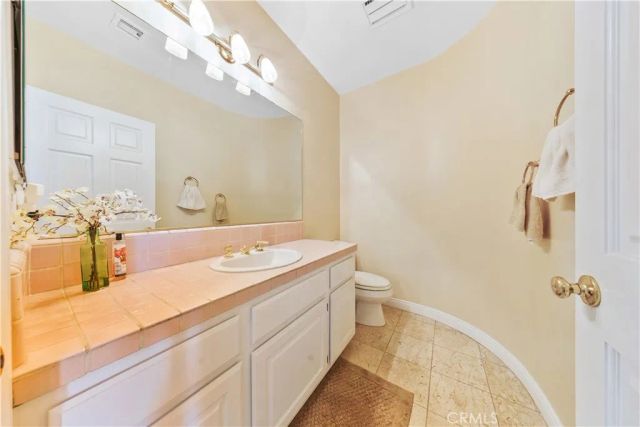 2 Linda Rae Way, Arcadia, CA 91006