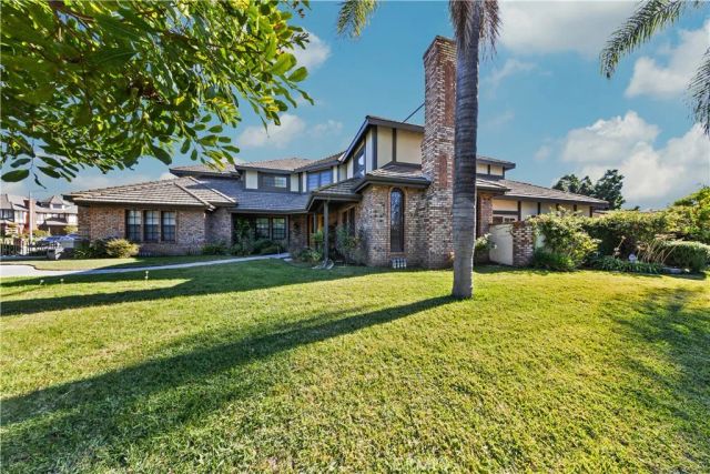 2 Linda Rae Way, Arcadia, CA 91006