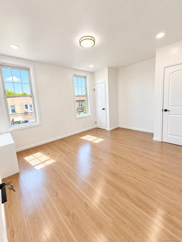 2918 200th Street, Bayside, NY 11360