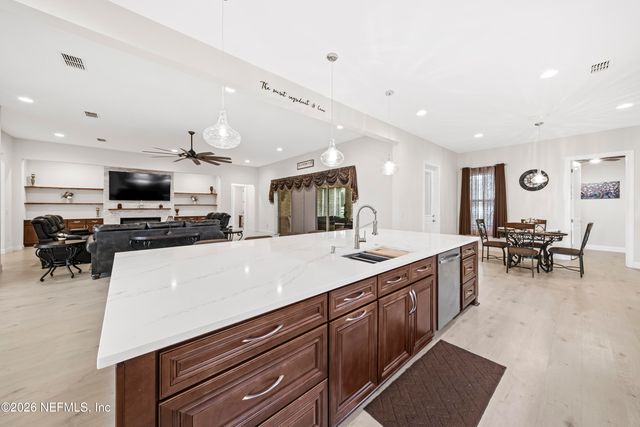 10177 FAIR HILL Court, Jacksonville, FL 32219