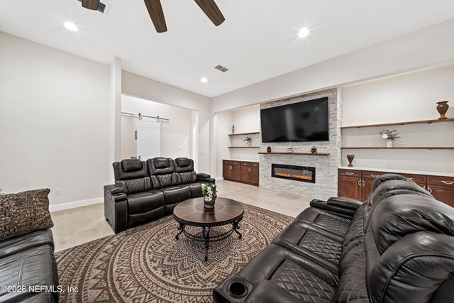 10177 FAIR HILL Court, Jacksonville, FL 32219
