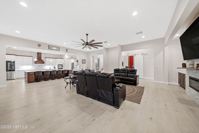 10177 FAIR HILL Court, Jacksonville, FL 32219