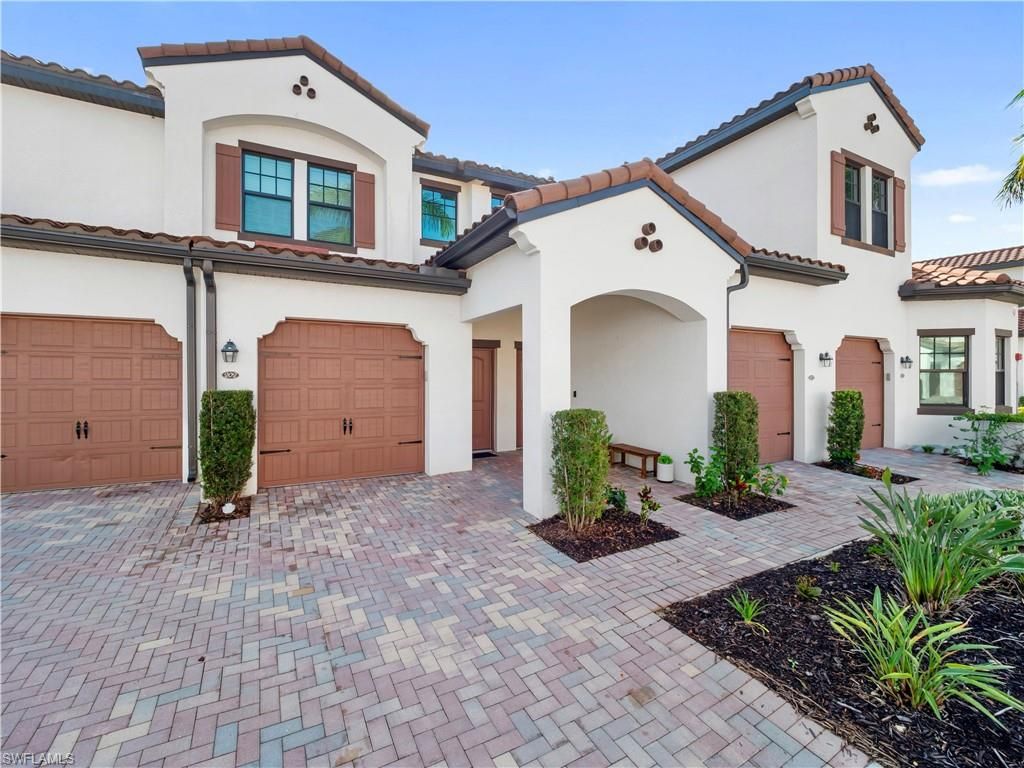 11785 Grand Belvedere WAY 202, FORT MYERS, FL 33913 — photo 2