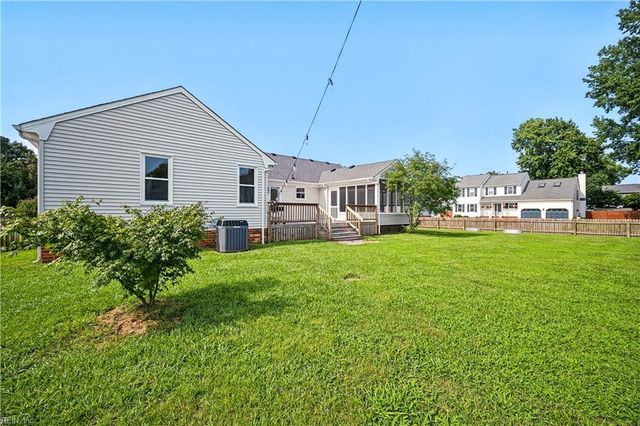 701 Sundance Arch, Chesapeake, VA 23322