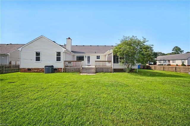 701 Sundance Arch, Chesapeake, VA 23322