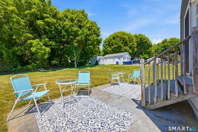 31 Roseleah Drive, Waterford, CT 06385