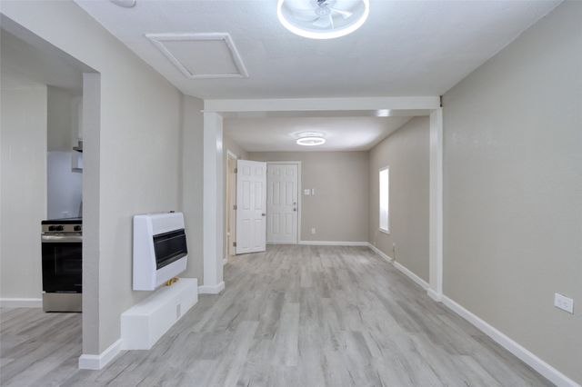 311 W MCKINNEY Street, Pilot Point, TX 76258