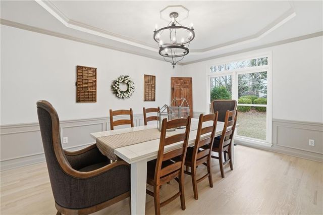 207 Cedarhurst Drive, Canton, GA 30115