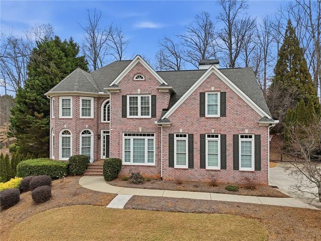 207 Cedarhurst Drive, Canton, GA 30115