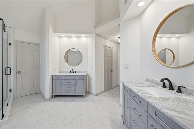 207 Cedarhurst Drive, Canton, GA 30115