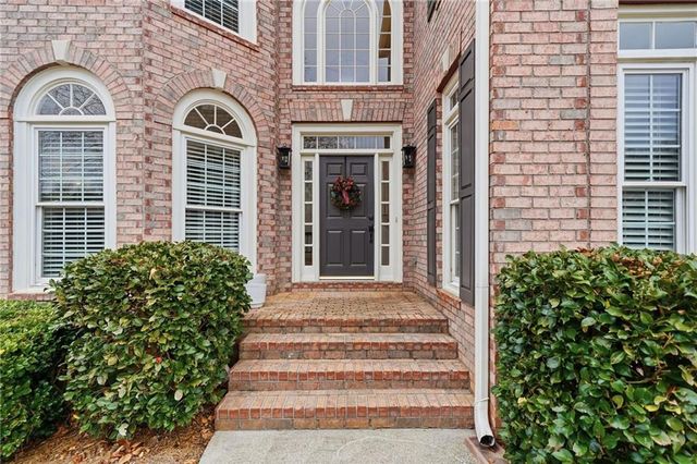 207 Cedarhurst Drive, Canton, GA 30115