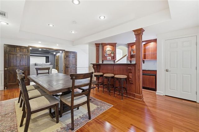 207 Cedarhurst Drive, Canton, GA 30115