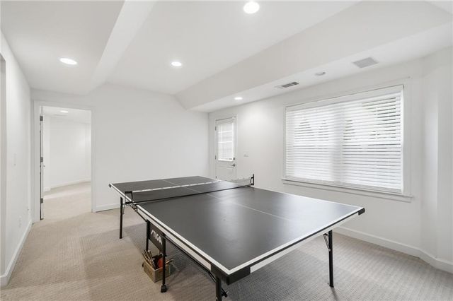 207 Cedarhurst Drive, Canton, GA 30115