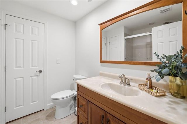 207 Cedarhurst Drive, Canton, GA 30115