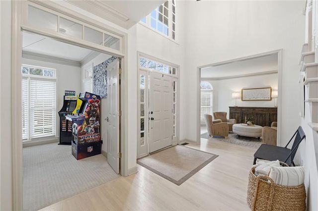 207 Cedarhurst Drive, Canton, GA 30115