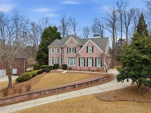 207 Cedarhurst Drive, Canton, GA 30115