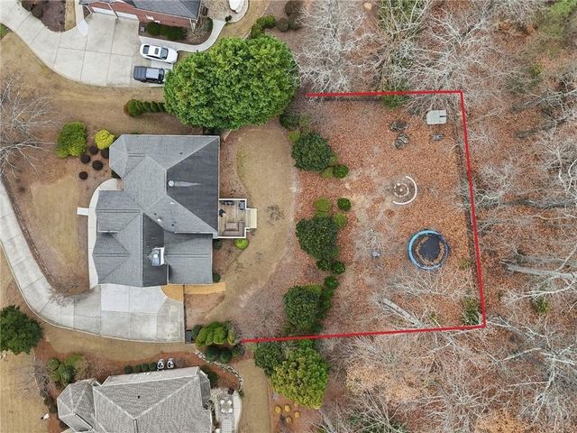 207 Cedarhurst Drive, Canton, GA 30115