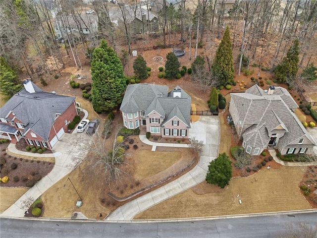 207 Cedarhurst Drive, Canton, GA 30115