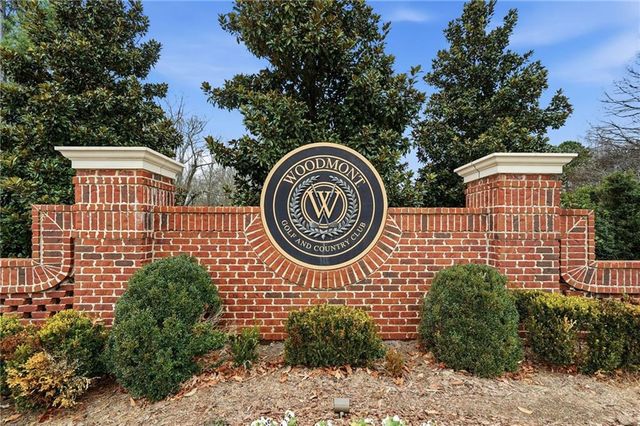 207 Cedarhurst Drive, Canton, GA 30115