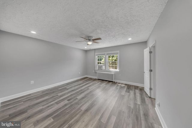 1614 R ST SE, Washington, DC 20020