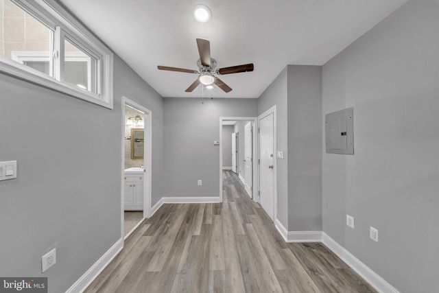1614 R ST SE, Washington, DC 20020