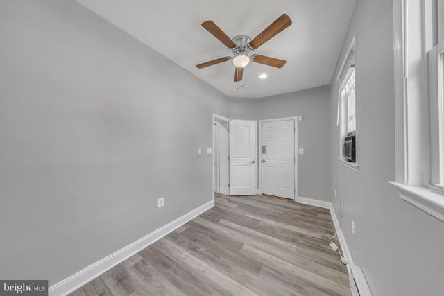 1614 R ST SE, Washington, DC 20020