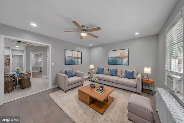 1614 R ST SE, Washington, DC 20020