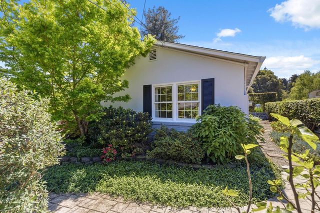 245 Laurel Drive, Felton, CA 95018