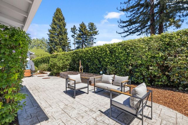 245 Laurel Drive, Felton, CA 95018