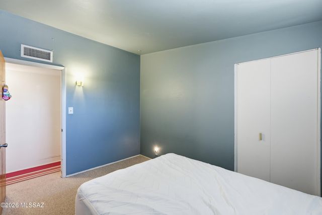 7326 E Montecito Drive, Tucson, AZ 85710