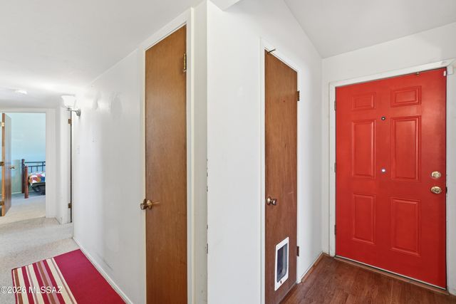 7326 E Montecito Drive, Tucson, AZ 85710