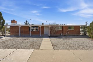 7326 E Montecito Drive, Tucson, AZ 85710