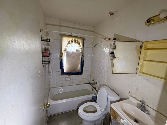 2625 WHITMAN AVE, Memphis, TN 38112